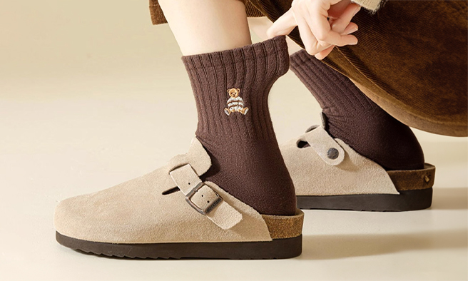 오늘 기분은 곰돌이양말