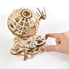 유기어스 지구본