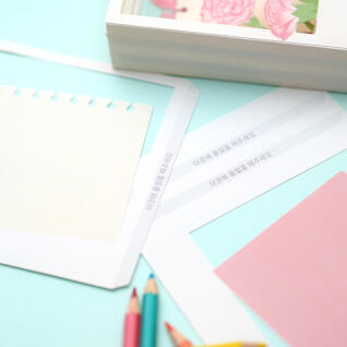 폴라로이드에 간직하는 카네이션 팝업 카드