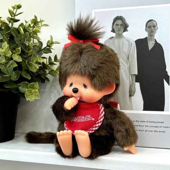 몬치치 프리미엄 스탠다드 S 브라운 걸 크라이 인형