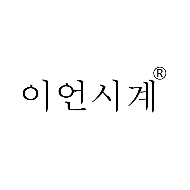 POOM | 화이트에 레트로 감성 한 스푼