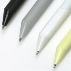 인체공학 그립 무중력 볼펜 제로지볼 Zero G Ball 15도