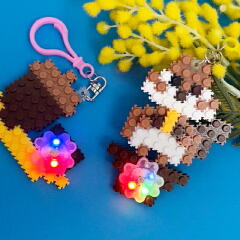 디폼 끼우기블럭 LED 가을 가방고리-다람쥐와 도토리