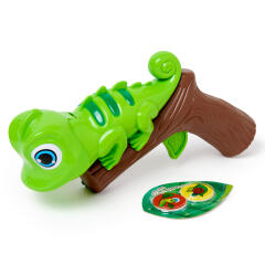 곤충잡는 카멜레온 