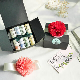 오천만원 선물 카네이션 브로치 세트