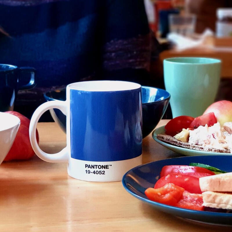 팬톤 머그컵 클래식블루19-4052