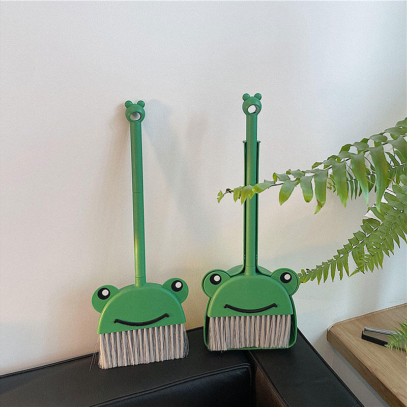 개구리 빗자루 쓰레받이 세트